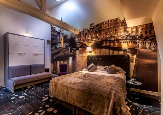 Executive Room