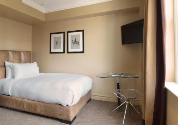 Premium Lake View Room